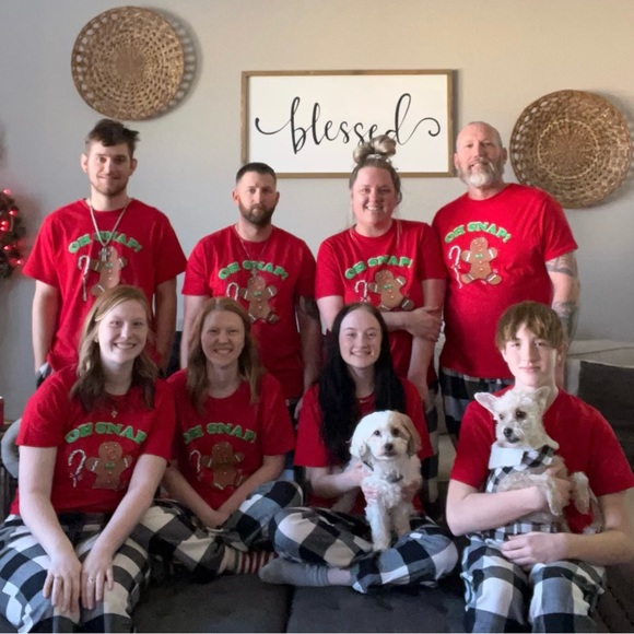 Meet your Posher, April - Picture 7 of 13